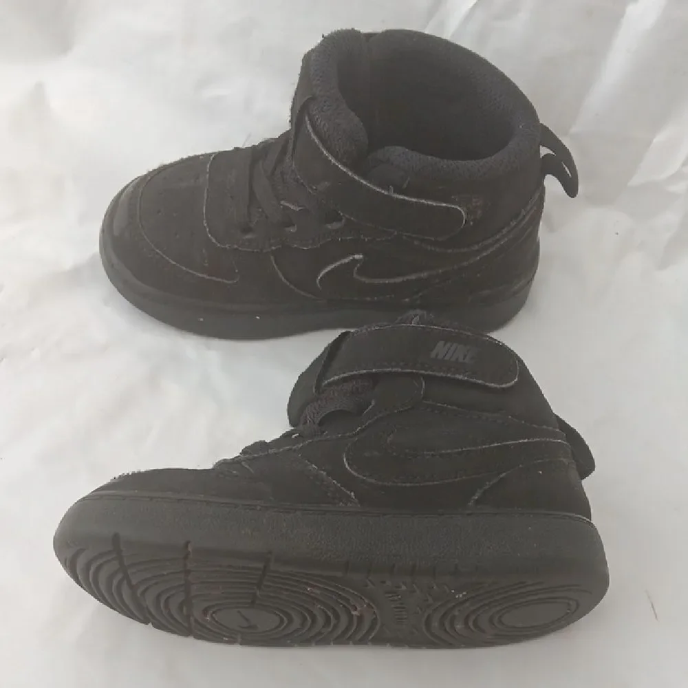 Nike Court Borough Black High-Top Sneakers with Velcro Closure Baby Size 7